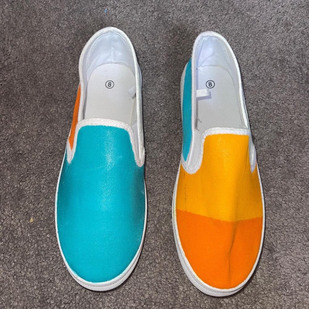 Mens vibrant and stylish slip on shoes